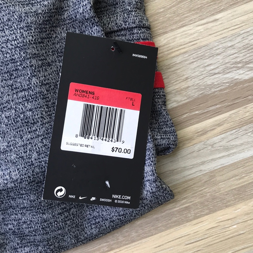 NWT Nike Women's Long Sleeve Top Funnel HI WMNS - Picture 5 of 5